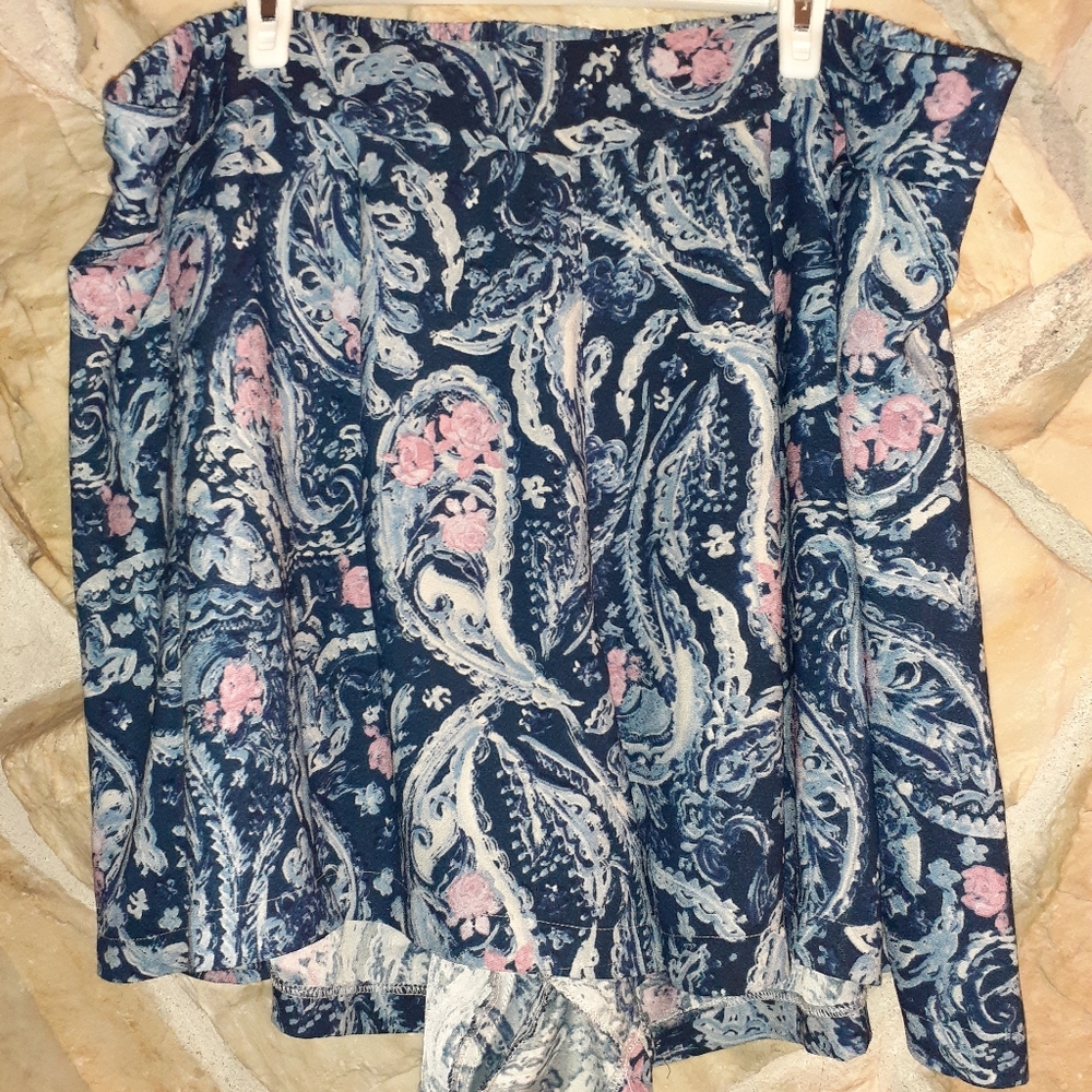 Women's TORRID size  4, shorts, preloved condition